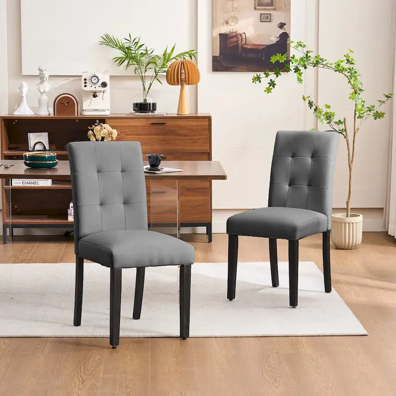 Chaises de salle à manger capitonnées en similicuir (Lot de 2) — 44,5 cm L x 58,4 cm P x 92,7 cm H