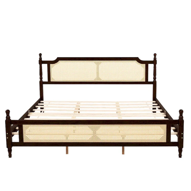 Lit en bois avec tête de lit et pied de lit en rotin, lit plateforme King size à profil bas avec plateforme de lit centrale améliorée