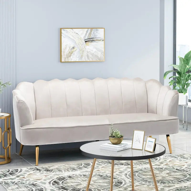 Magnifique canapé 3 places en velours en forme de coquille — 76,25" L x 29,25" l x 33,50" H